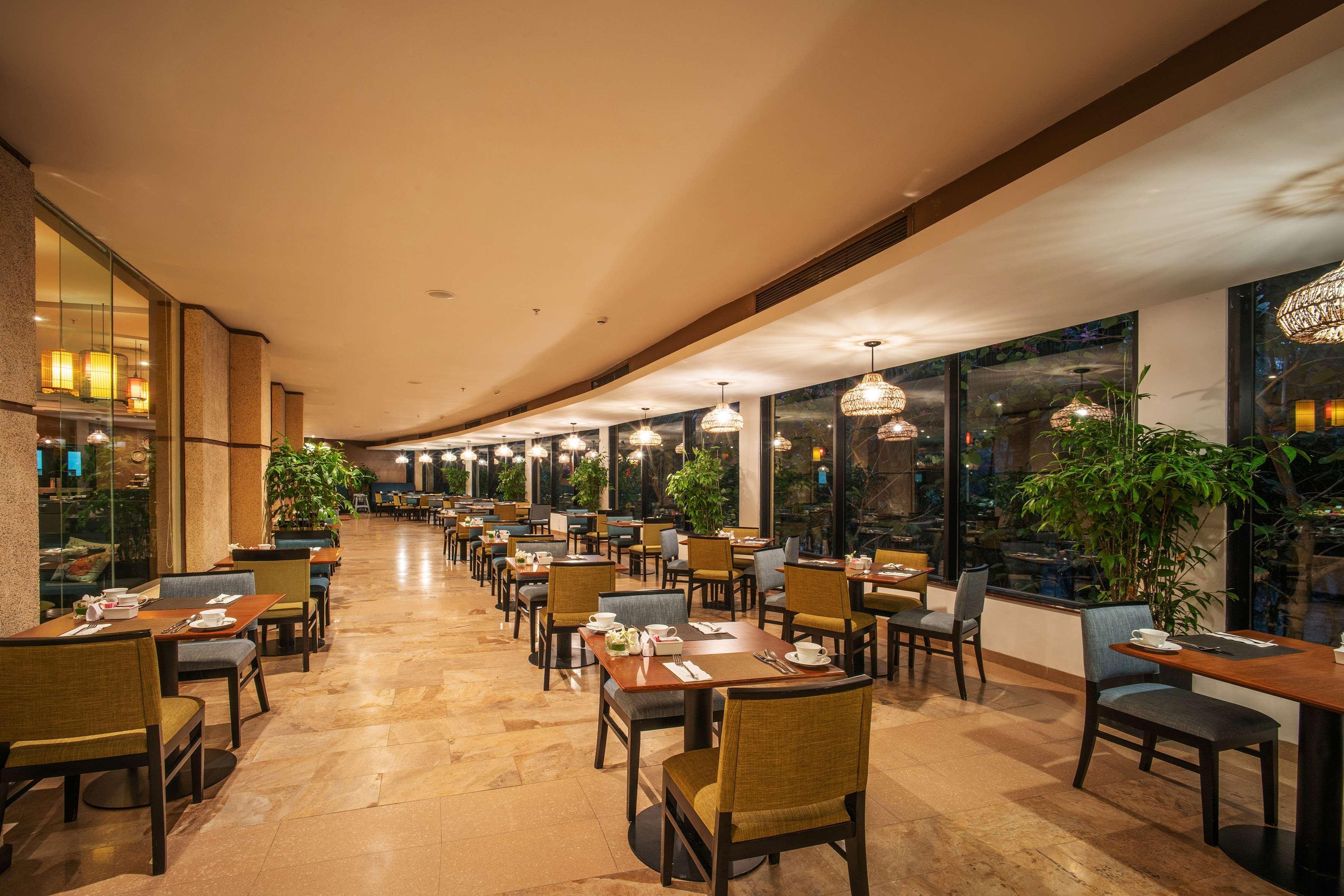 Melia Danang Beach Resort Da Nang Exterior foto